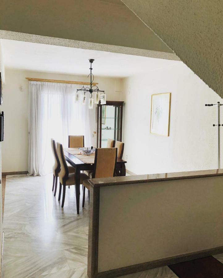 Bright & Spacious Seaview Villa سيفيري المظهر الخارجي الصورة