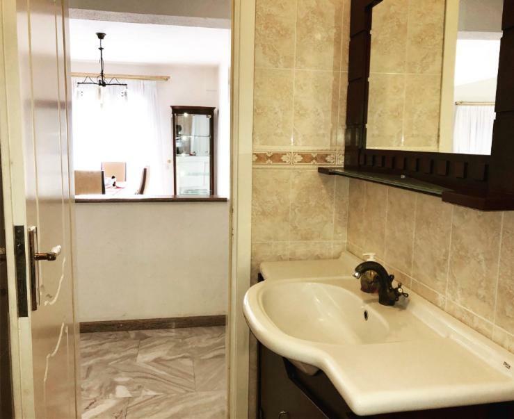 Bright & Spacious Seaview Villa سيفيري المظهر الخارجي الصورة